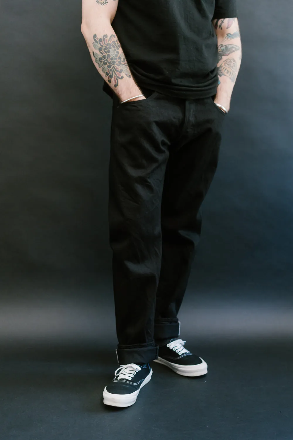 642-13BK - 13oz "Jet Black" Jeans - Relaxed Tapered