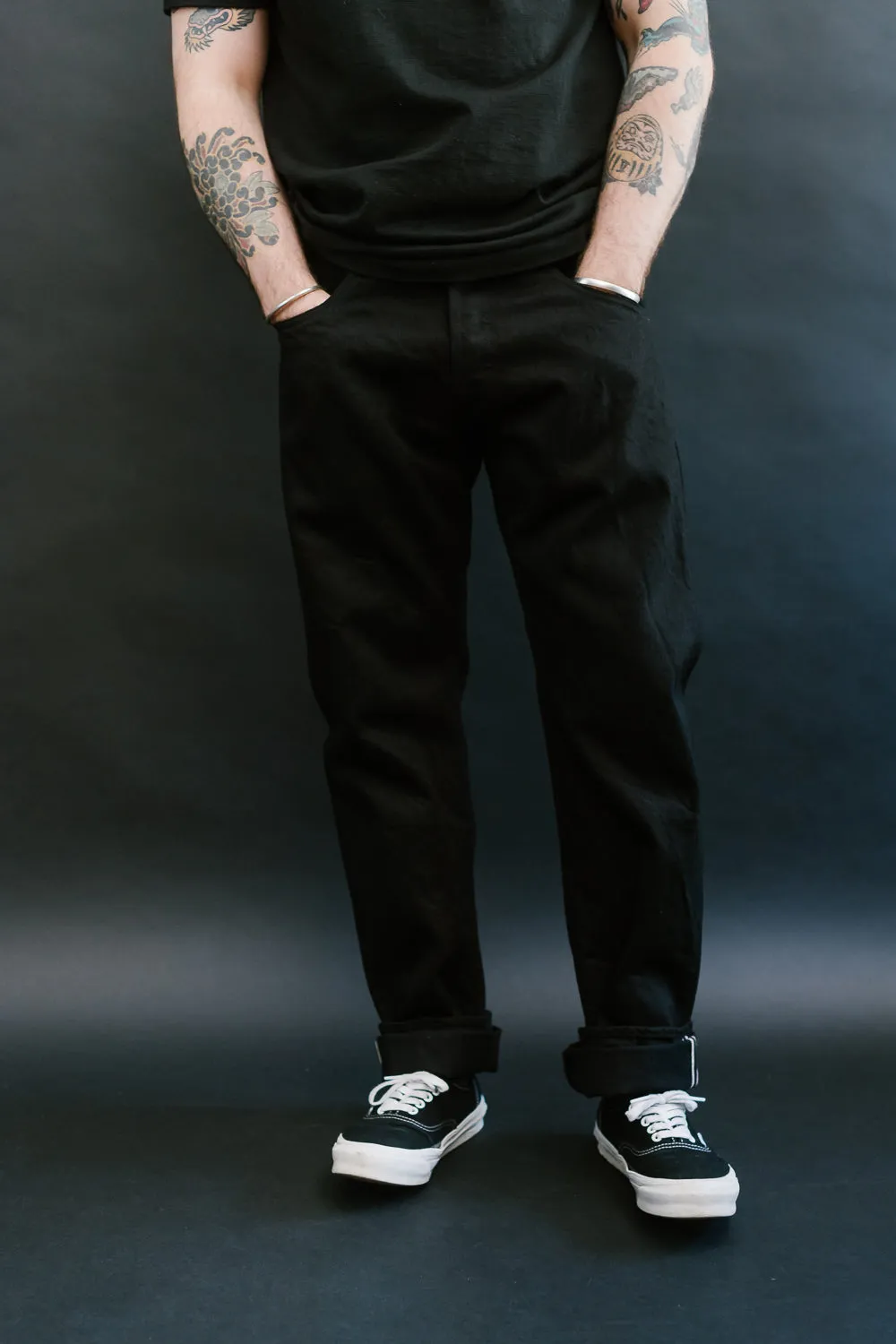 642-13BK - 13oz "Jet Black" Jeans - Relaxed Tapered