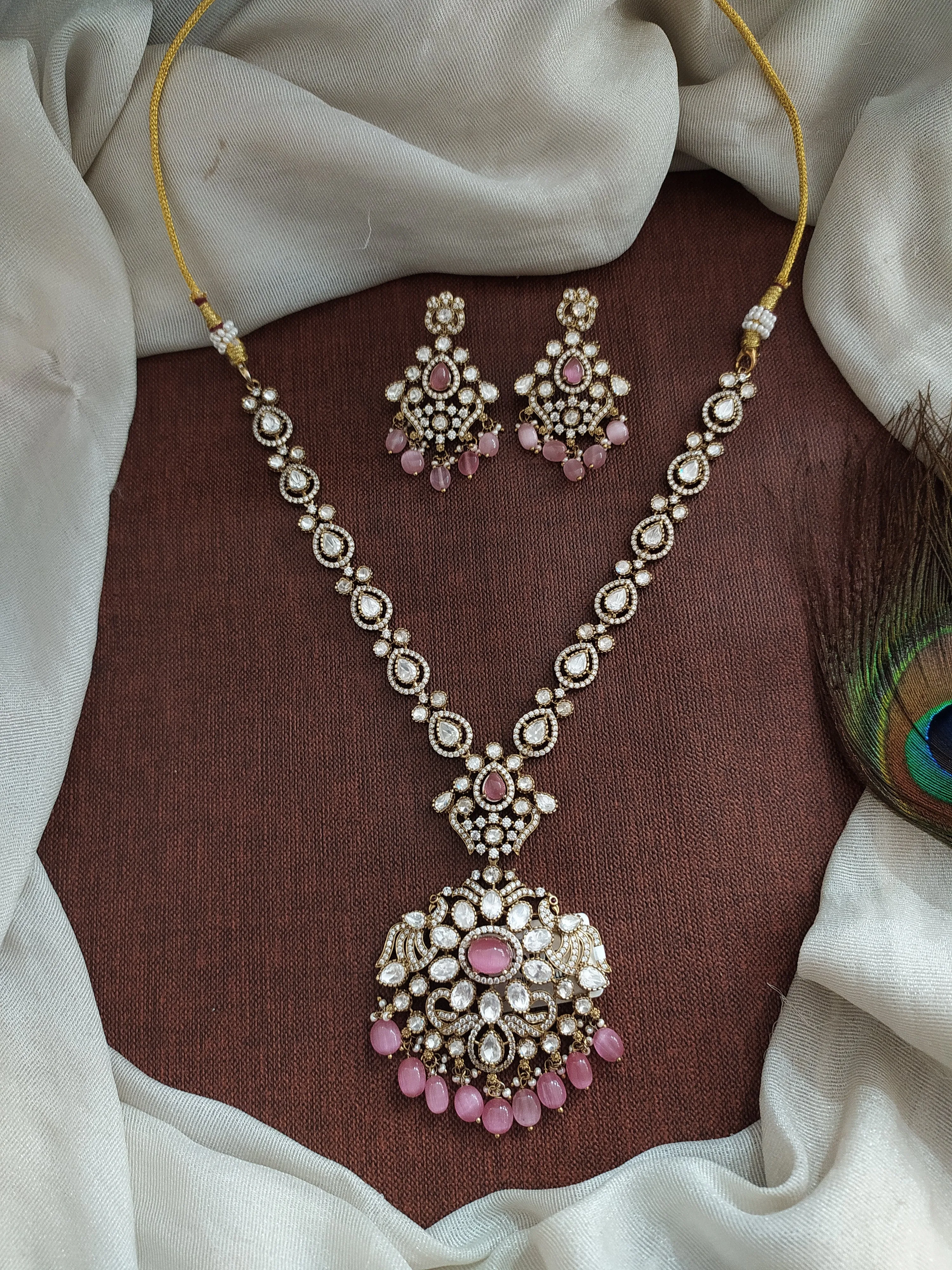 Elegant Floral Pendant Kundan Necklace Set with Moissanite Stones