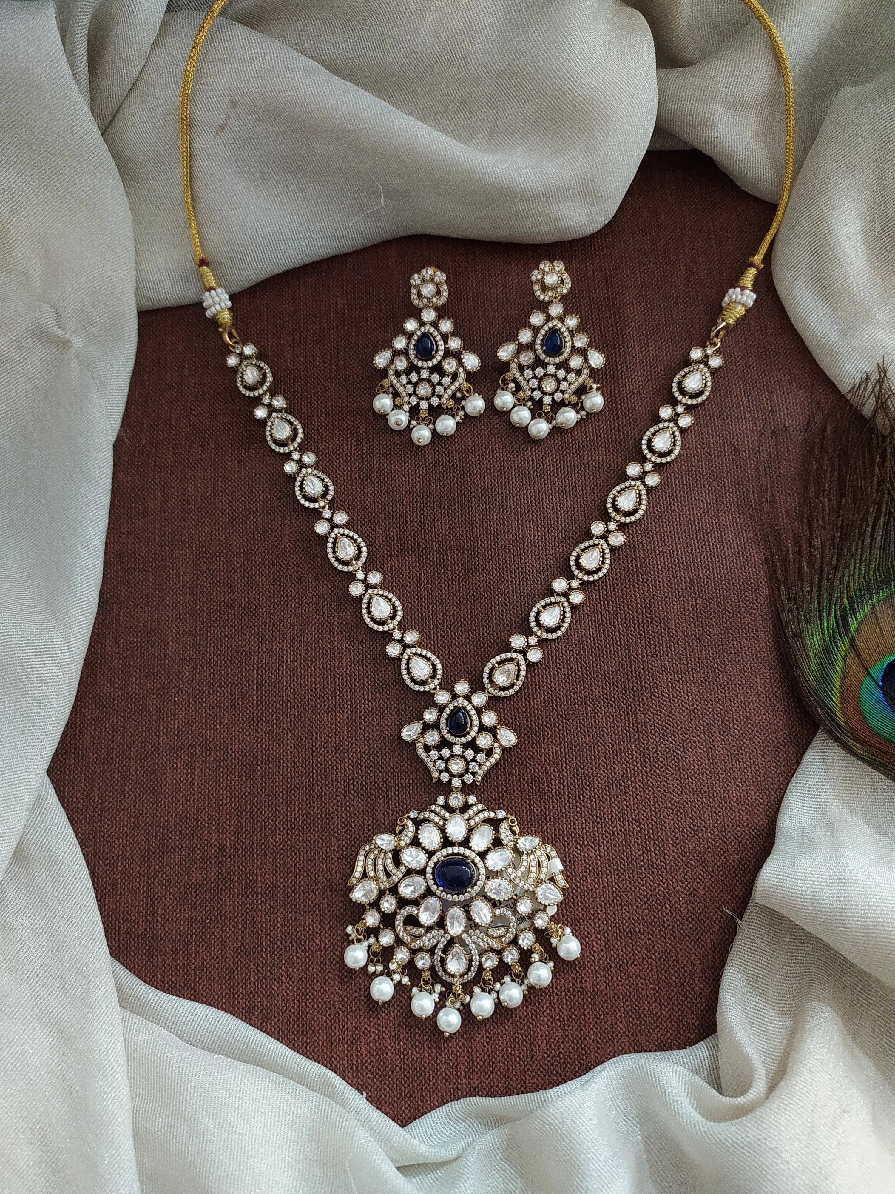 Elegant Floral Pendant Kundan Necklace Set with Moissanite Stones