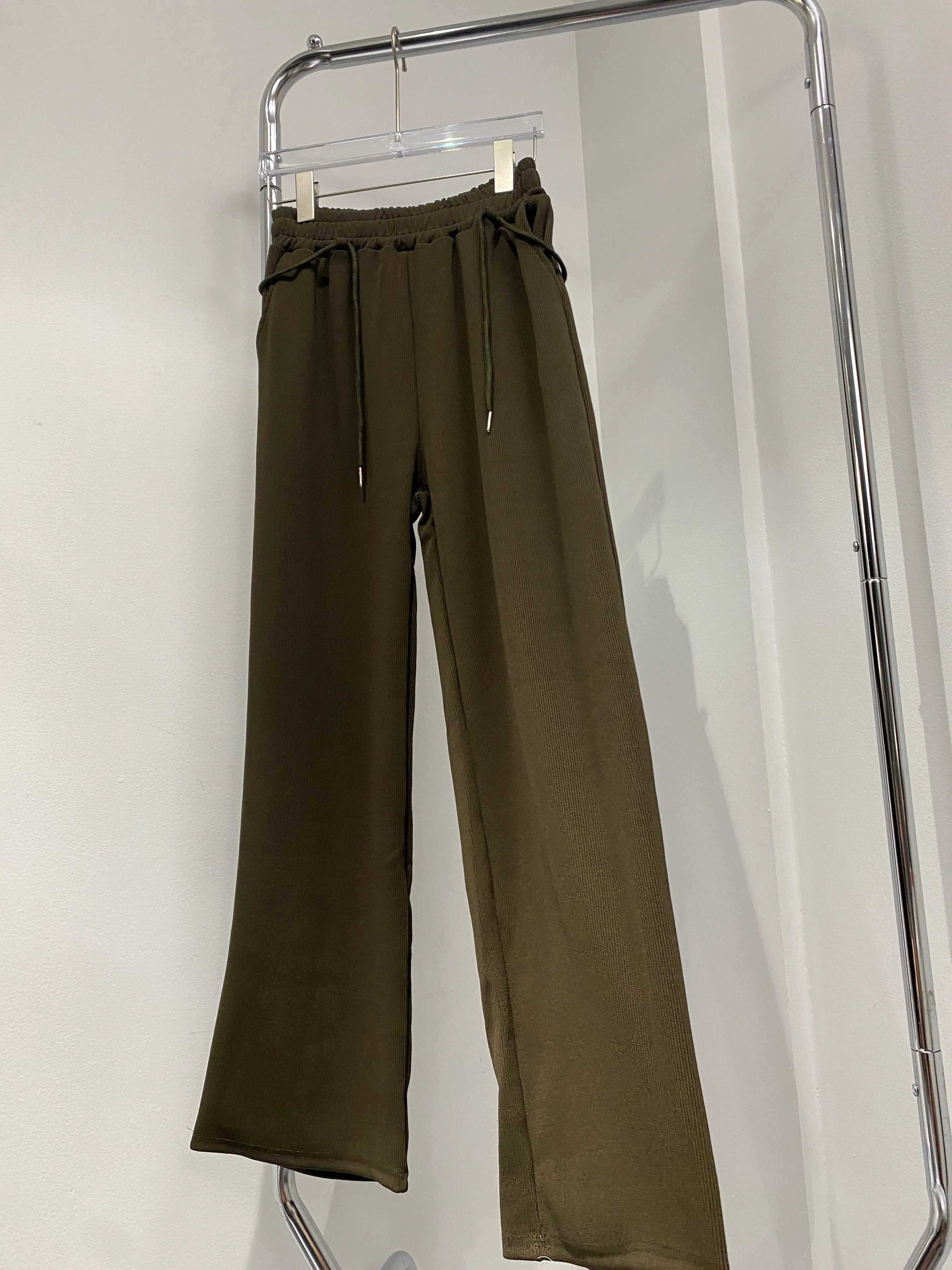 Ribbed Wide Leg Sweatpants - Mossy Brown