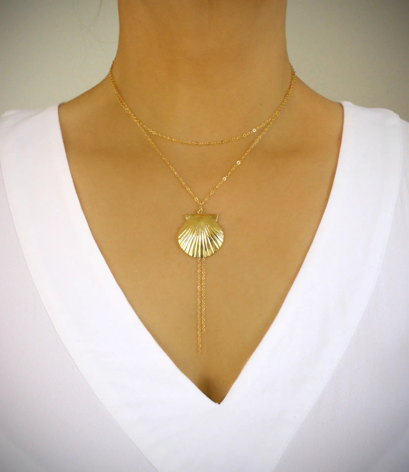 Seaside Splendor: Gold Double Chain Seashell Y Necklace, Seashell Charm, Nautical Fashion, Gold Layered Necklace