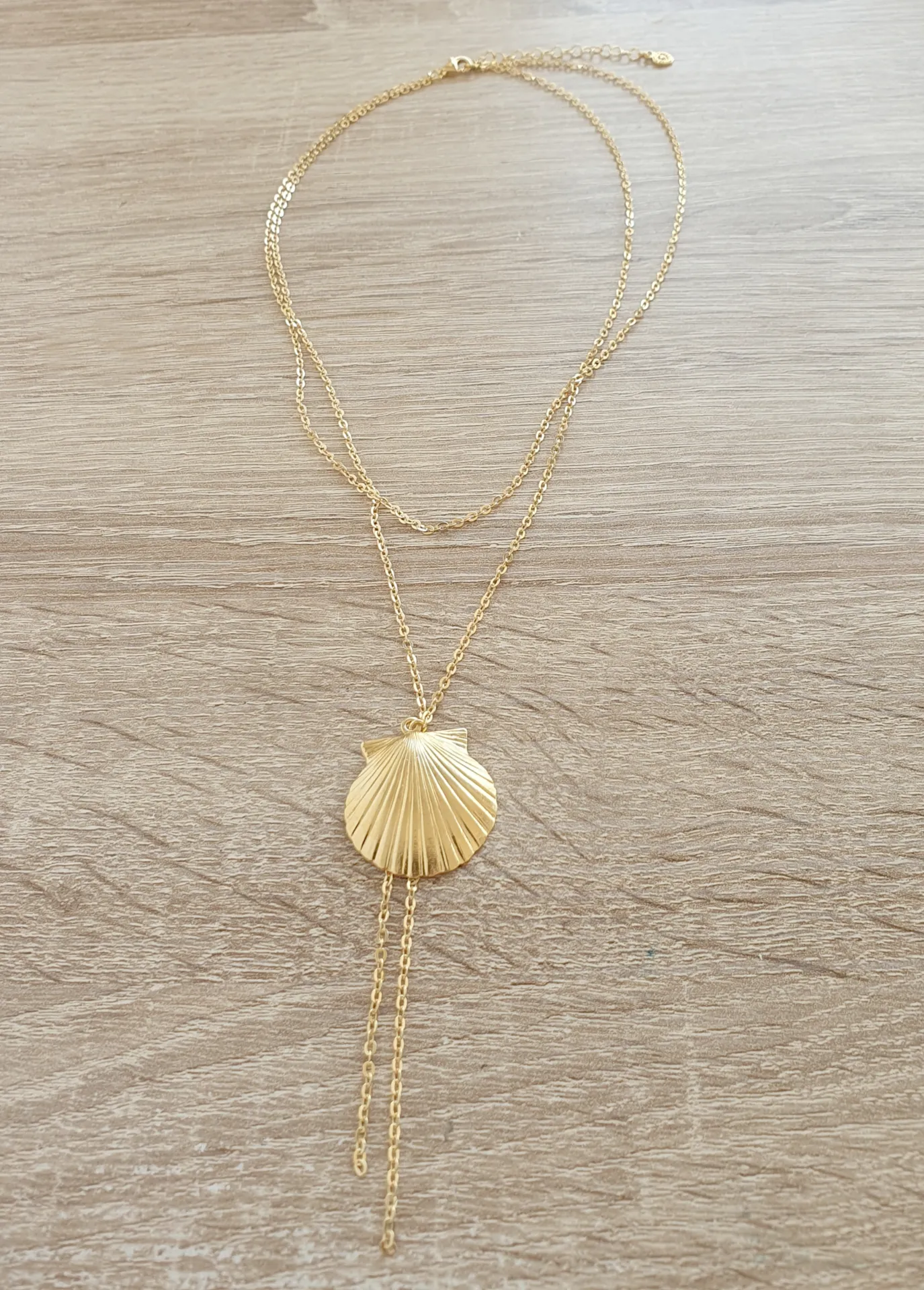 Seaside Splendor: Gold Double Chain Seashell Y Necklace, Seashell Charm, Nautical Fashion, Gold Layered Necklace