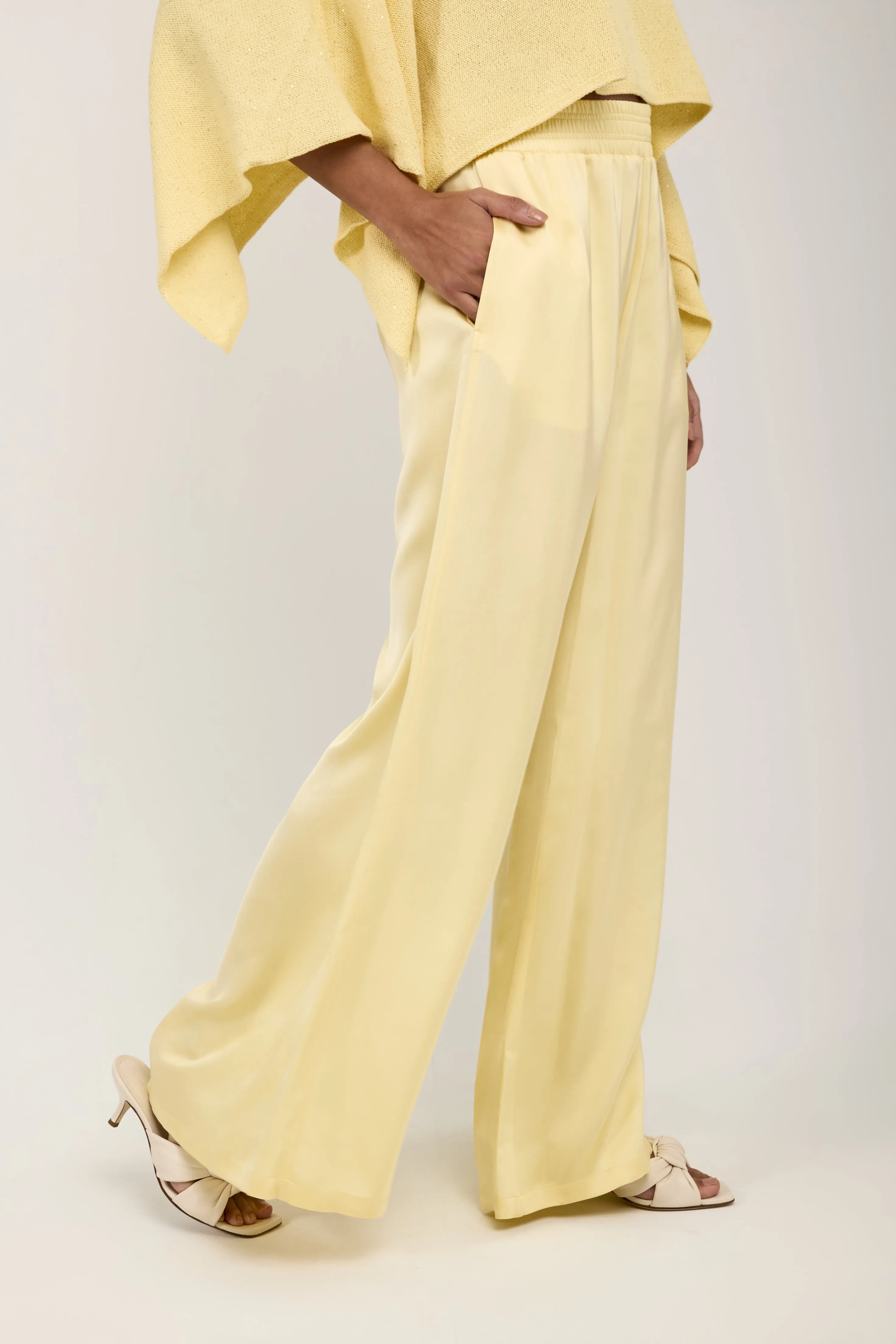 Wide Leg Viscose Pant in Yellow